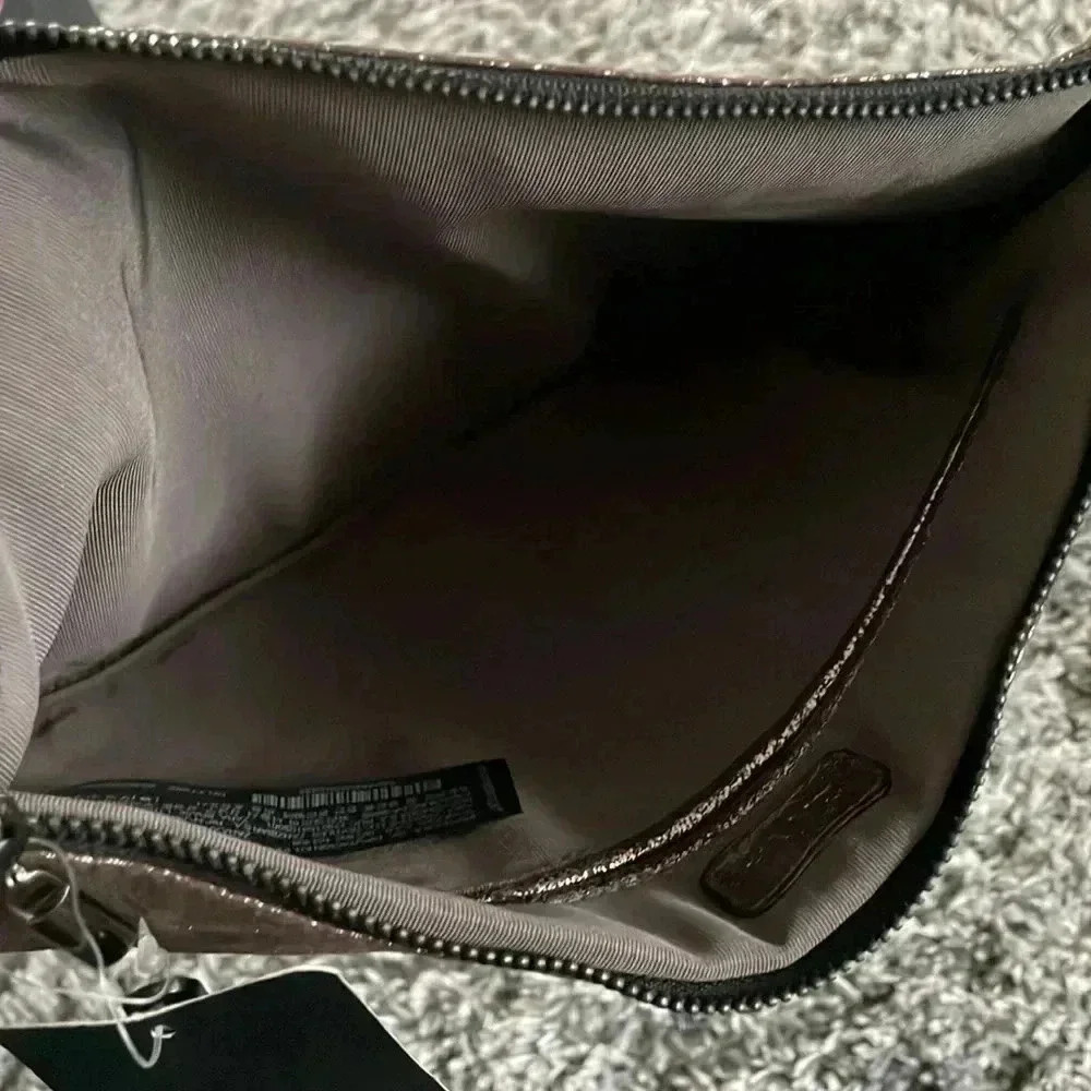 Zara Selfie Clutch - Picture 5 of 6
